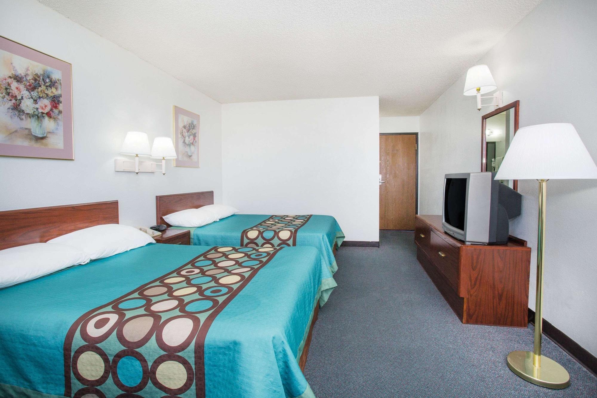 Hotel Super 8 By Wyndham Limon Extérieur photo